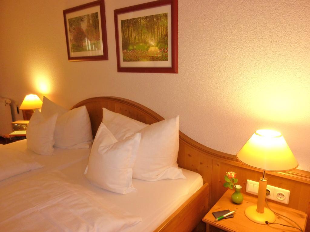Landhaus Mueritzgarten Hotel Garni Röbel Oda fotoğraf