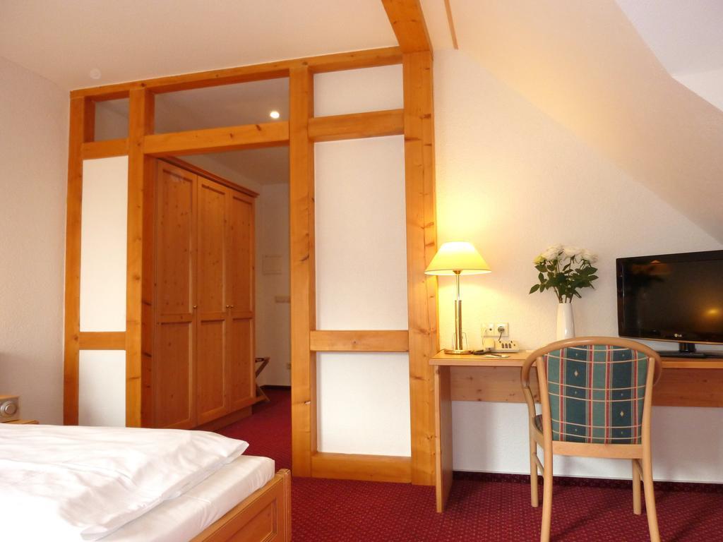 Landhaus Mueritzgarten Hotel Garni Röbel Oda fotoğraf